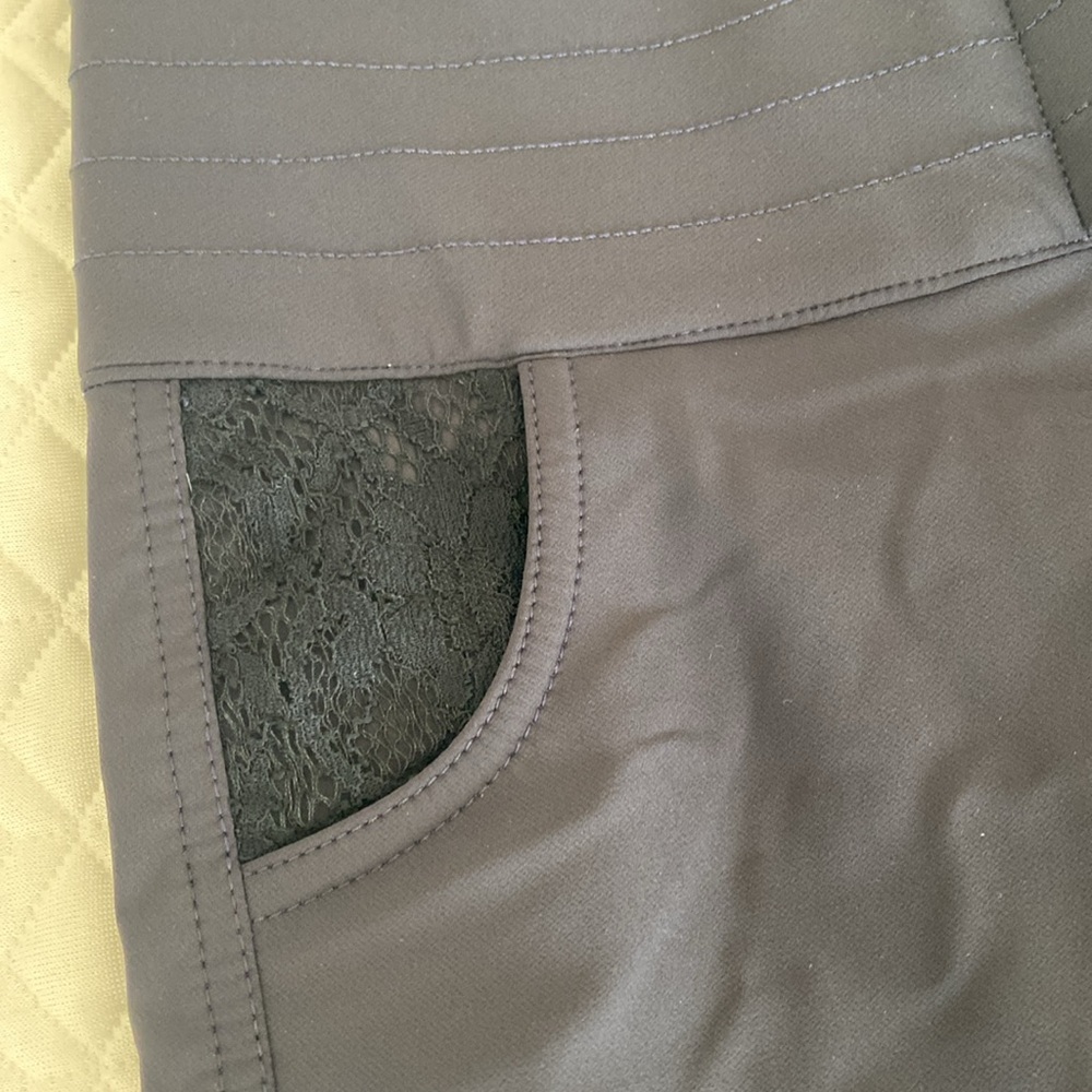 B. Vertigo high waisted compression breeches - Picture 10 of 16